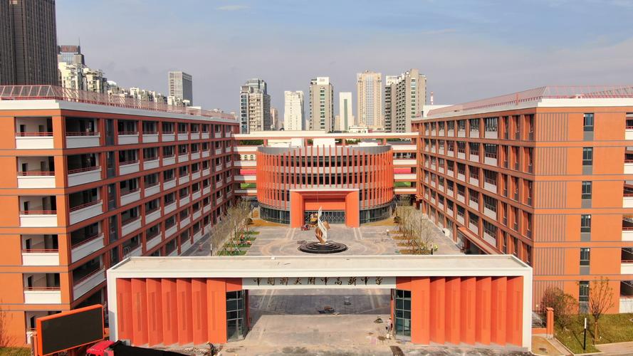 上海高新区入学资料要求